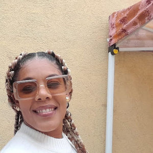 Meet your Posher, Yanay